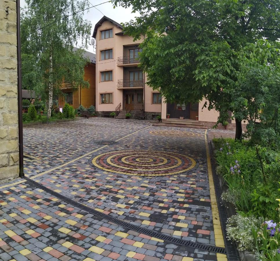 Guest House Shafran Yaremtche Extérieur photo