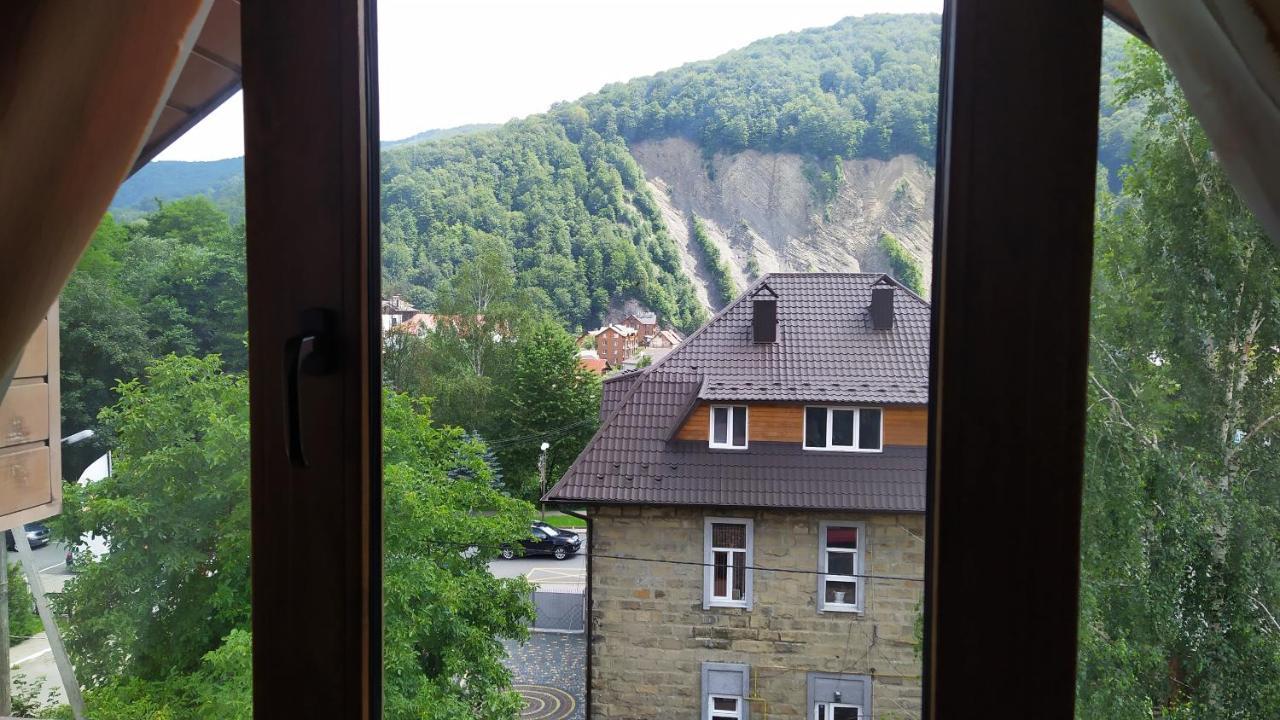 Guest House Shafran Yaremtche Extérieur photo