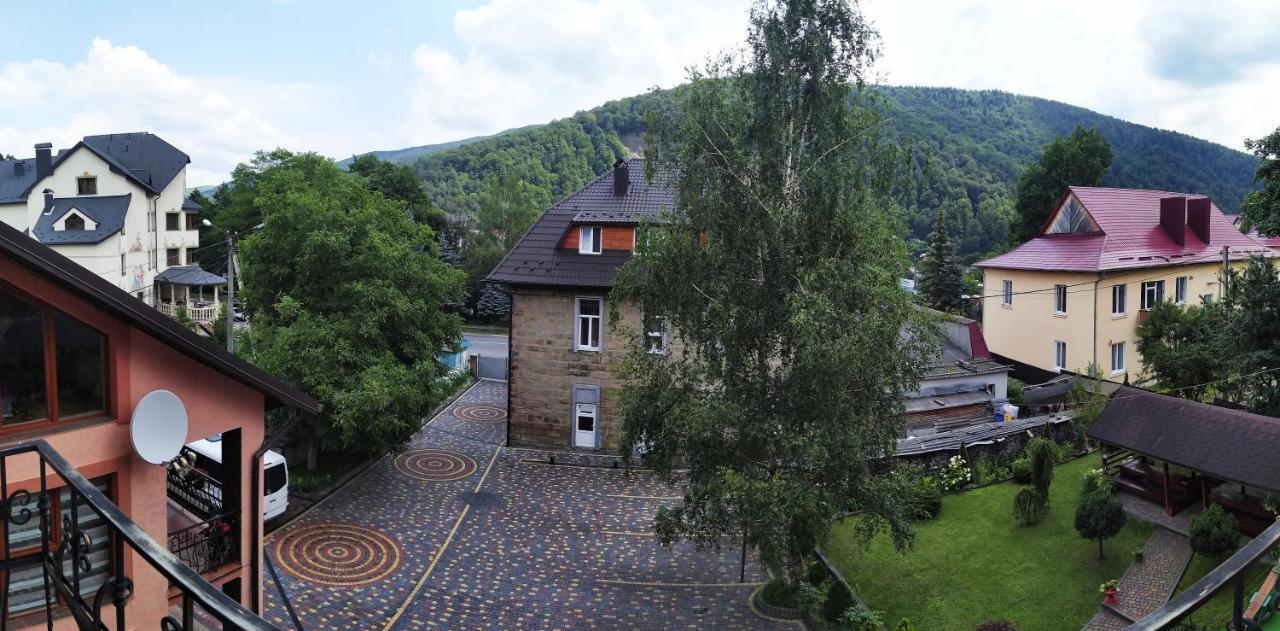 Guest House Shafran Yaremtche Extérieur photo