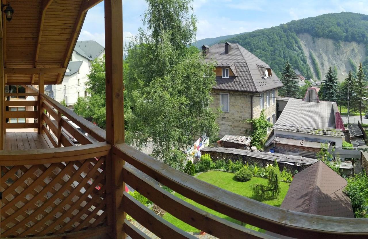 Guest House Shafran Yaremtche Extérieur photo