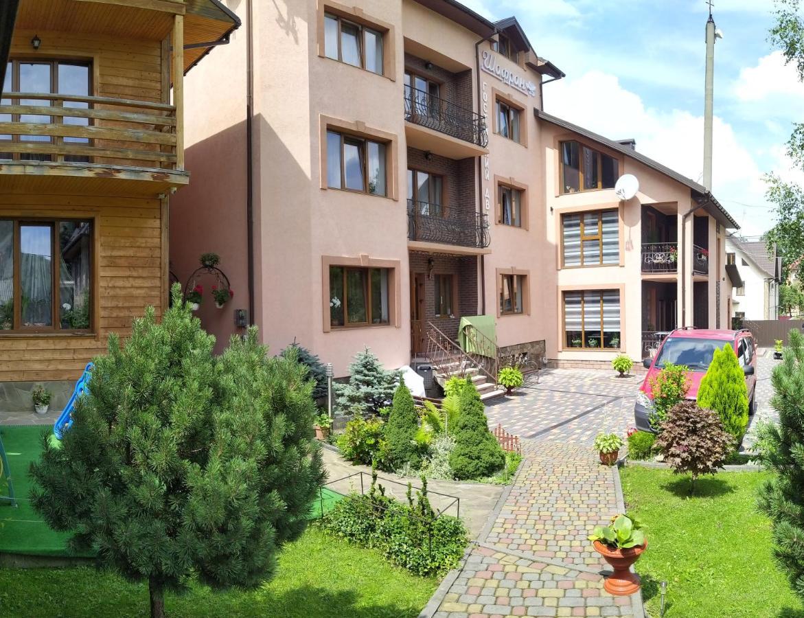 Guest House Shafran Yaremtche Extérieur photo